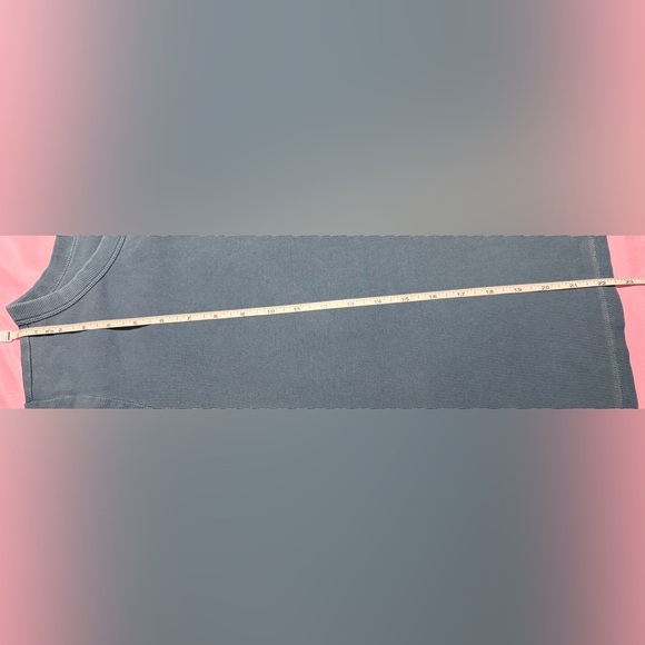 💝 Old Navy: Women’s Short Sleeve Shirt (ptp approx 22.5in) - Size 2X 💝 - Picture 7 of 8